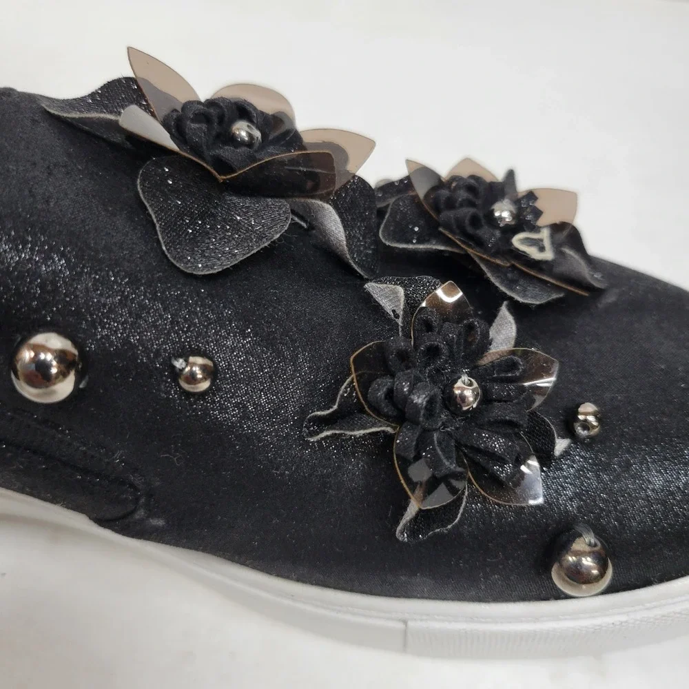 Kenneth Cole Reaction Cheer Floral Slip On Sneakers Women's 9M Black New W/O Box